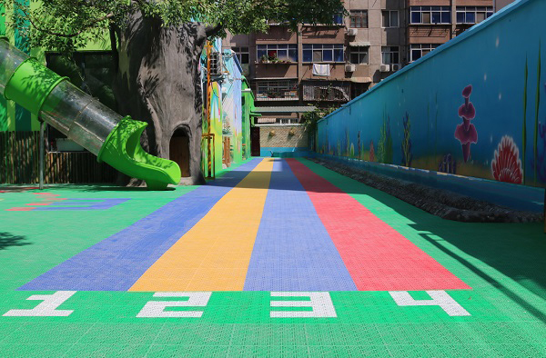 幼兒園懸浮地板上面可以停車行車嗎？